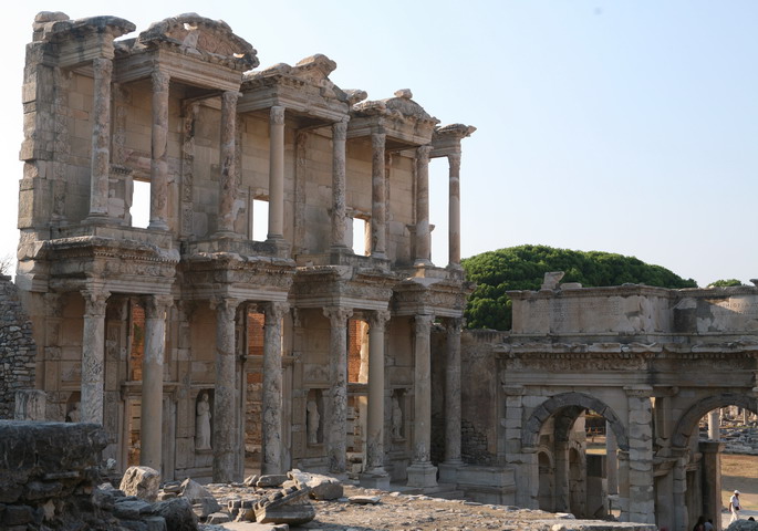 Rzym Efez Biblioteka Celsusa_8